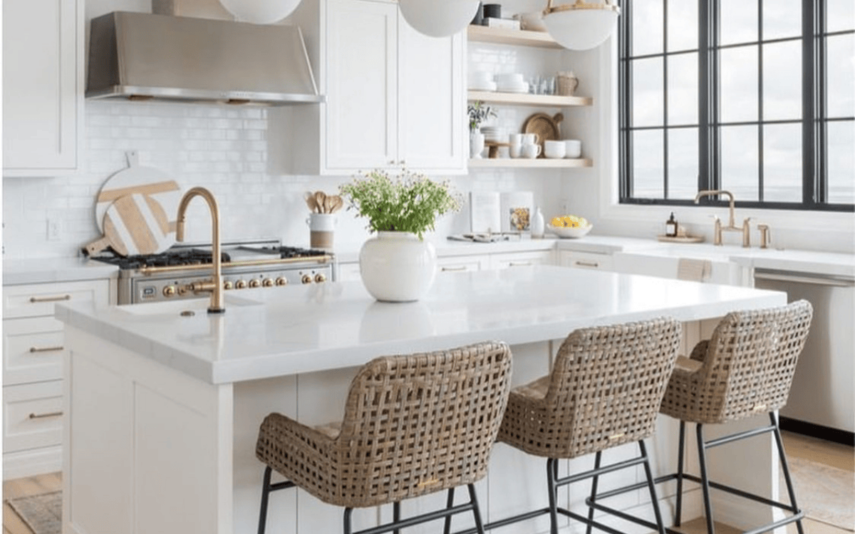 Design Inspiration: Coastal & Waterfront Décor Trends